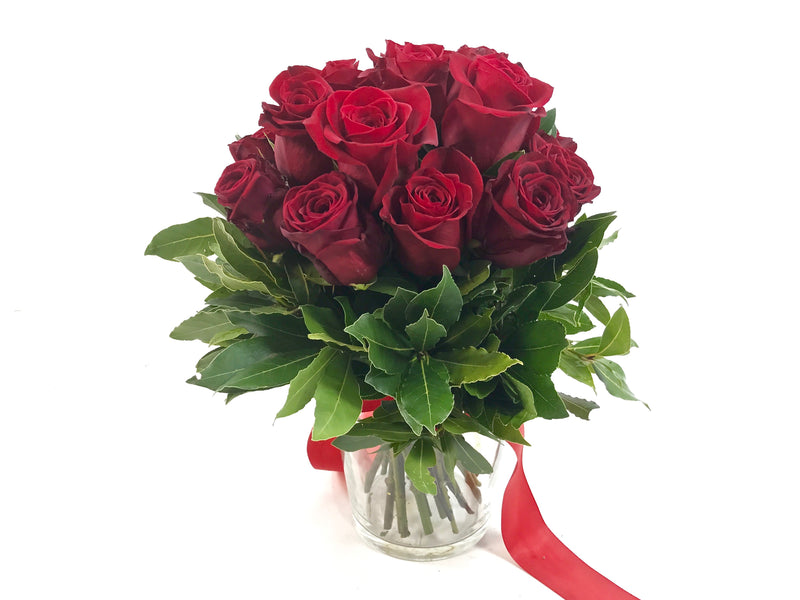 Bouquet di rose rosse e alloro
